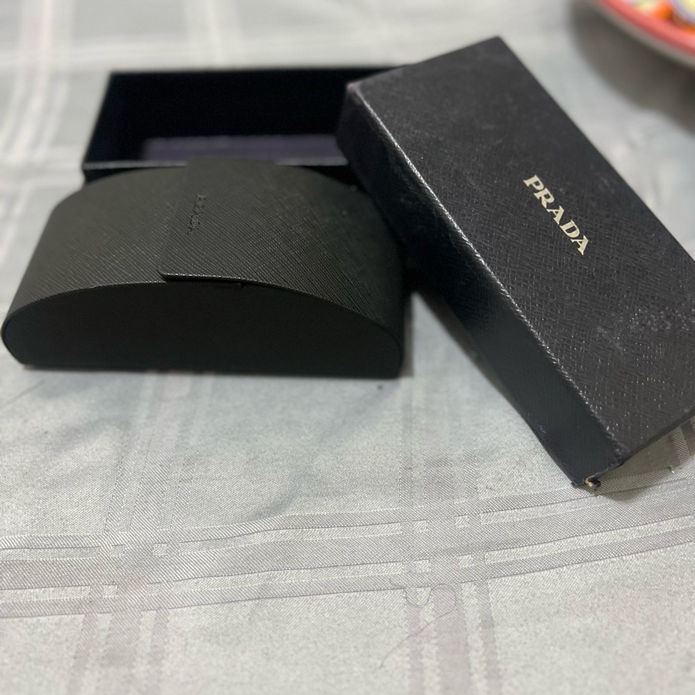 Prada Black Sunglasses Sleek Minimalist Design